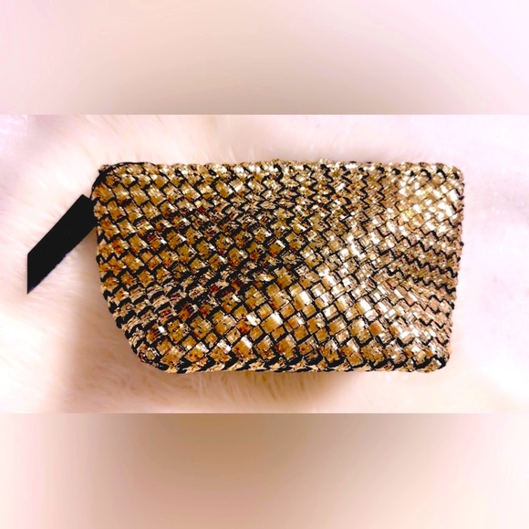 NWOT NAGHEDI PORTOFINO LARGE COSMETIC CLUTCH BAG LUXURY ITEM 12” X 7” RETAIL$120 - Picture 8 of 9